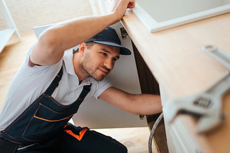 How to hire knowledgeable plumbers in Glenelg