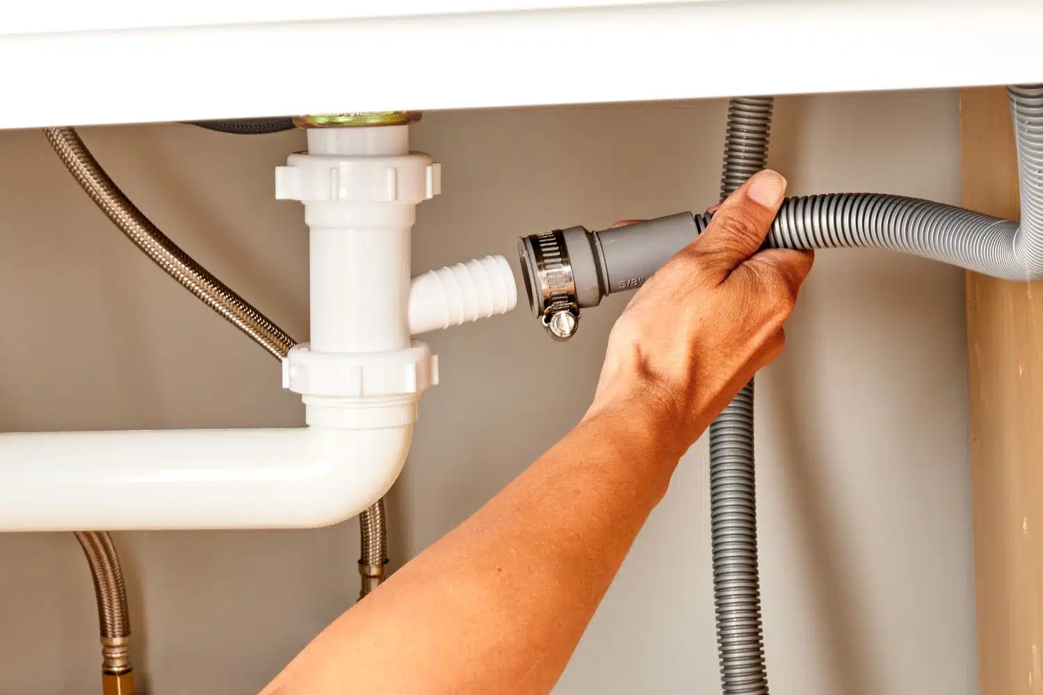 Plumber To Install Your Dishwasher