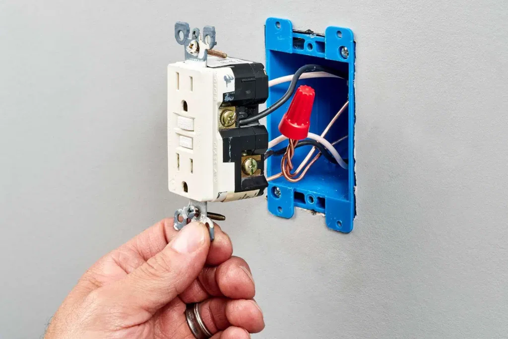 To Fix An Electrical Outlet To Fix An Electrical Outlet