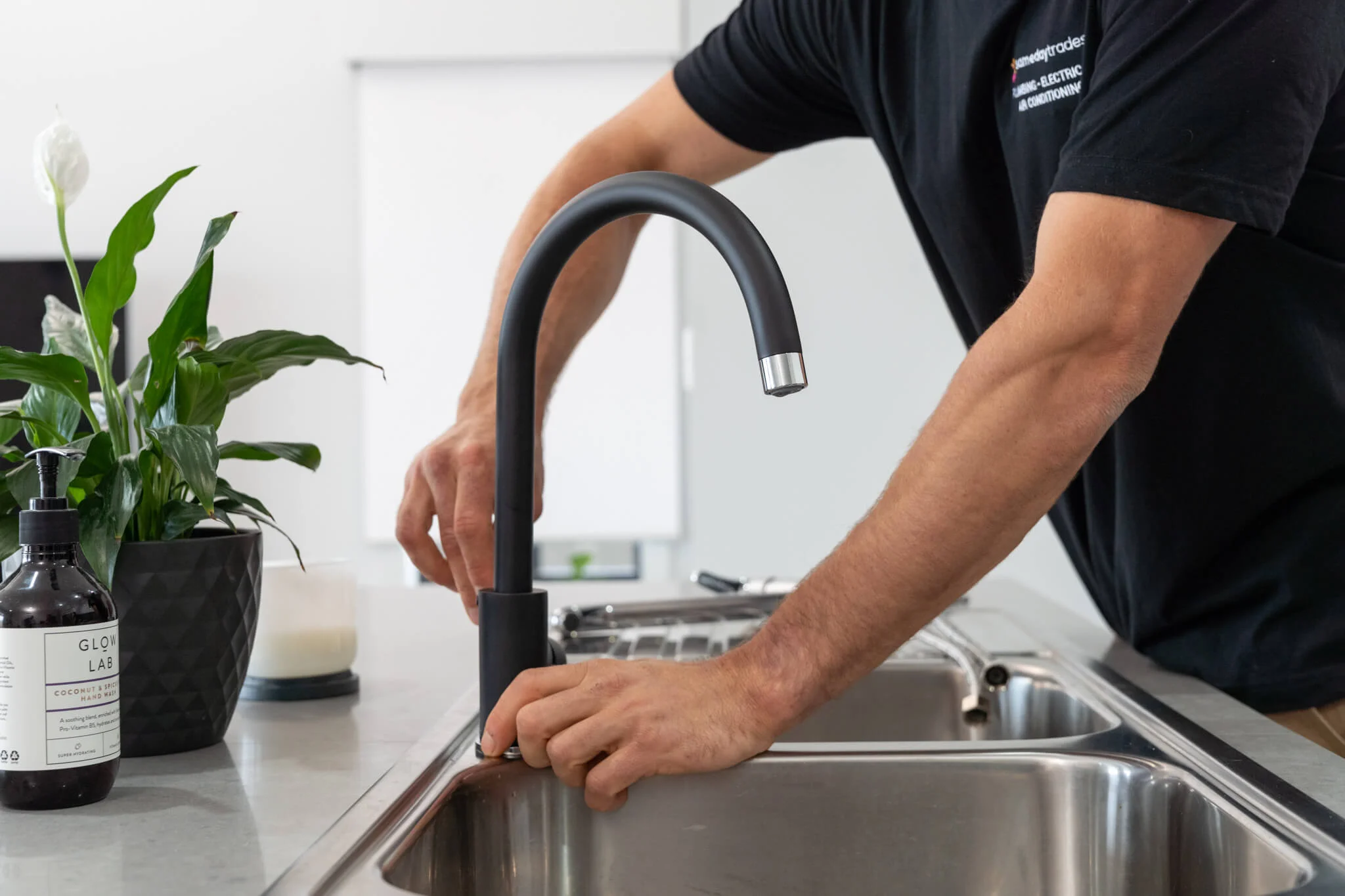 Leaking Tap Repairs in Adelaide